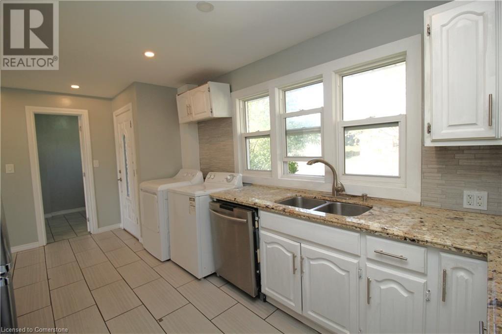 11 Woodman Drive, Brantford, Ontario  N3S 4K2 - Photo 7 - 40658617