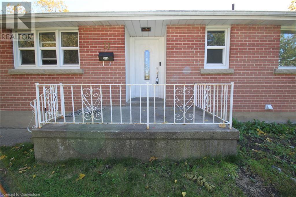11 Woodman Drive, Brantford, Ontario  N3S 4K2 - Photo 3 - 40658617