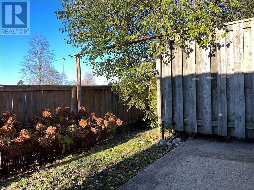 41 Valleyview Road Unit# 49, Kitchener, Ontario  N2E 3H9 - Photo 8 - 40661934