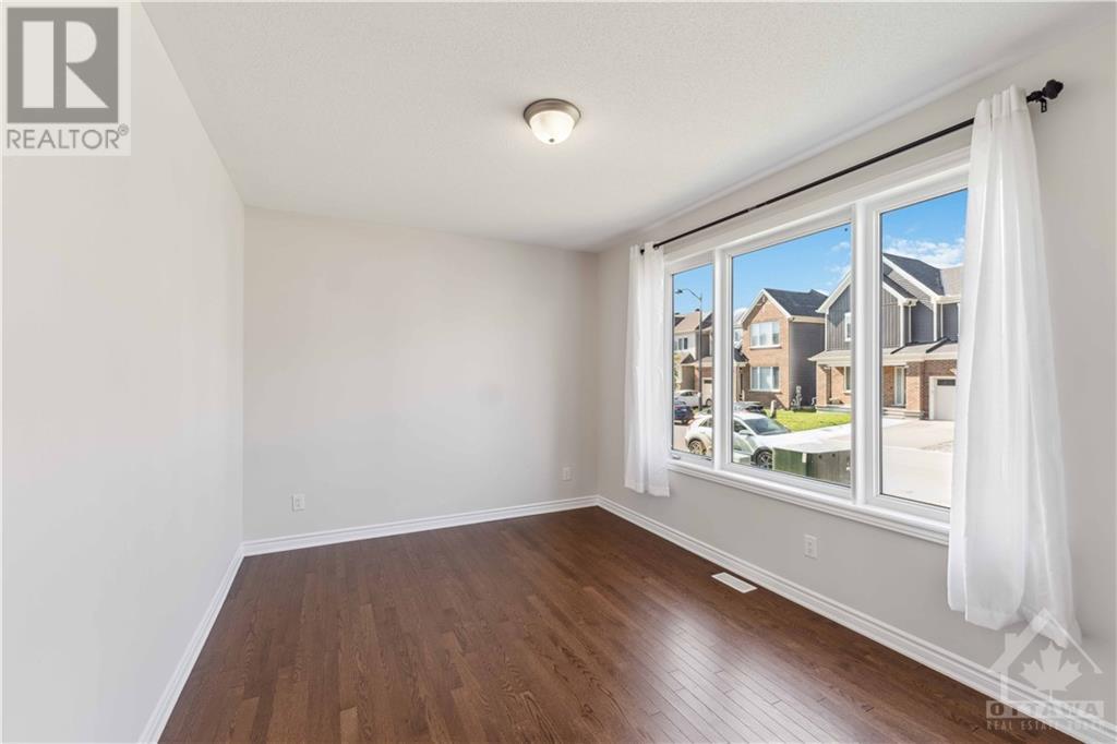 752 Vennecy Terrace, Orleans, Ontario  K1W 1H2 - Photo 4 - 1416230
