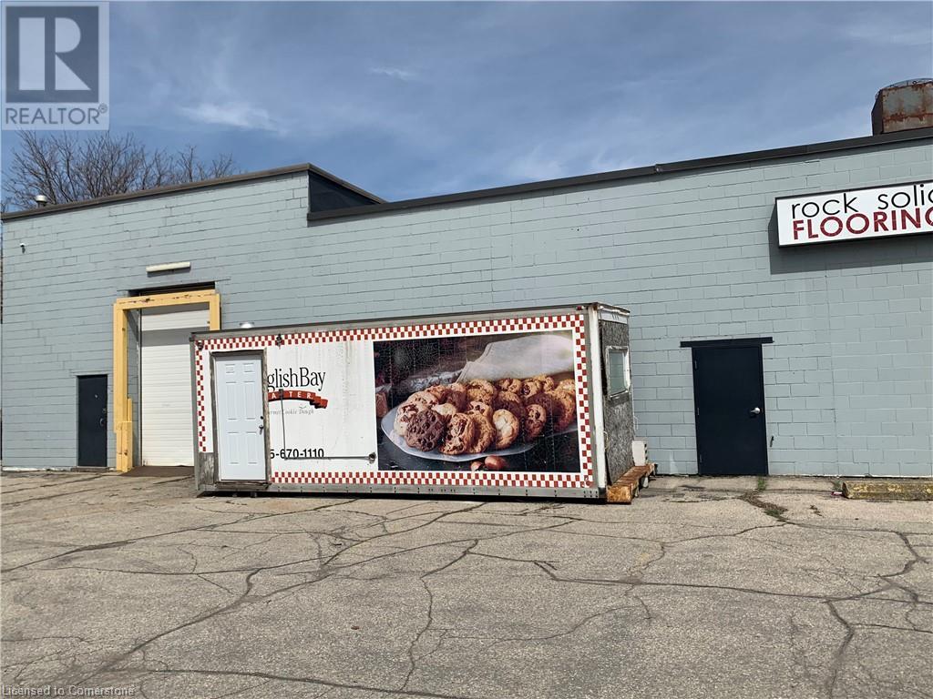 8 Oxford Street, Cambridge, Ontario  N1R 1M2 - Photo 2 - 40642235