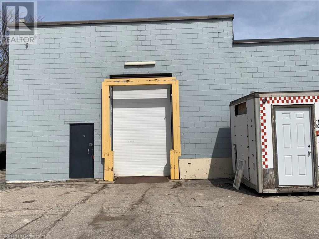 8 Oxford Street, Cambridge, Ontario  N1R 1M2 - Photo 3 - 40642235