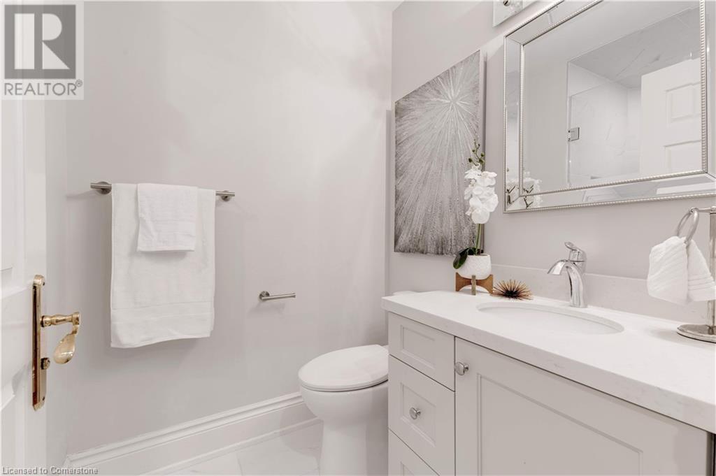 242 Belvenia Road, Burlington, Ontario  L7L 2G4 - Photo 13 - 40648425