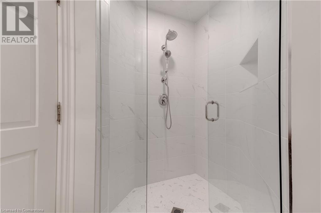 242 Belvenia Road, Burlington, Ontario  L7L 2G4 - Photo 14 - 40648425