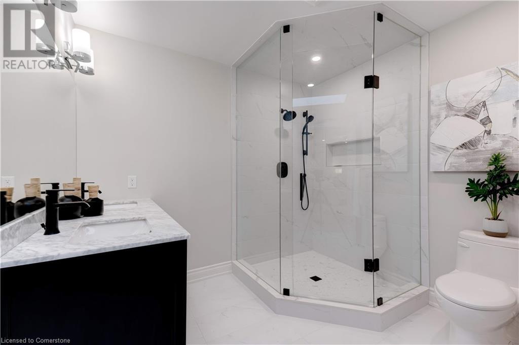 242 Belvenia Road, Burlington, Ontario  L7L 2G4 - Photo 18 - 40648425