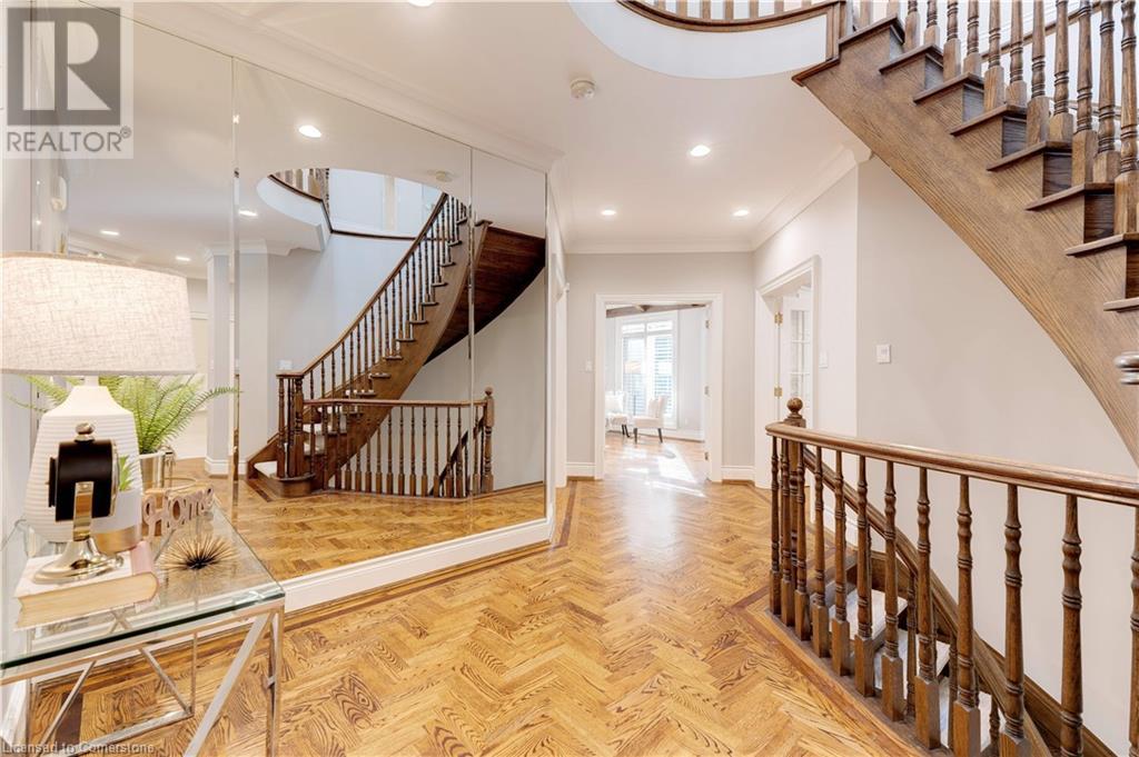 242 Belvenia Road, Burlington, Ontario  L7L 2G4 - Photo 5 - 40648425