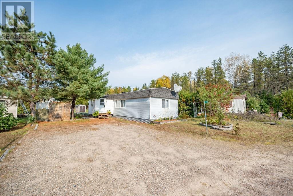 13 Nature Lane, Chalk River, Ontario  K0J 1J0 - Photo 2 - 1415968