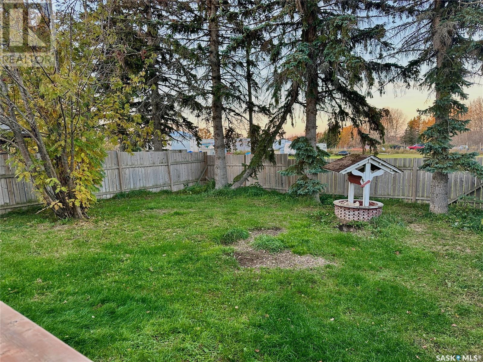 209 3rd Avenue N, Big River, Saskatchewan  S0J 0E0 - Photo 23 - SK986017