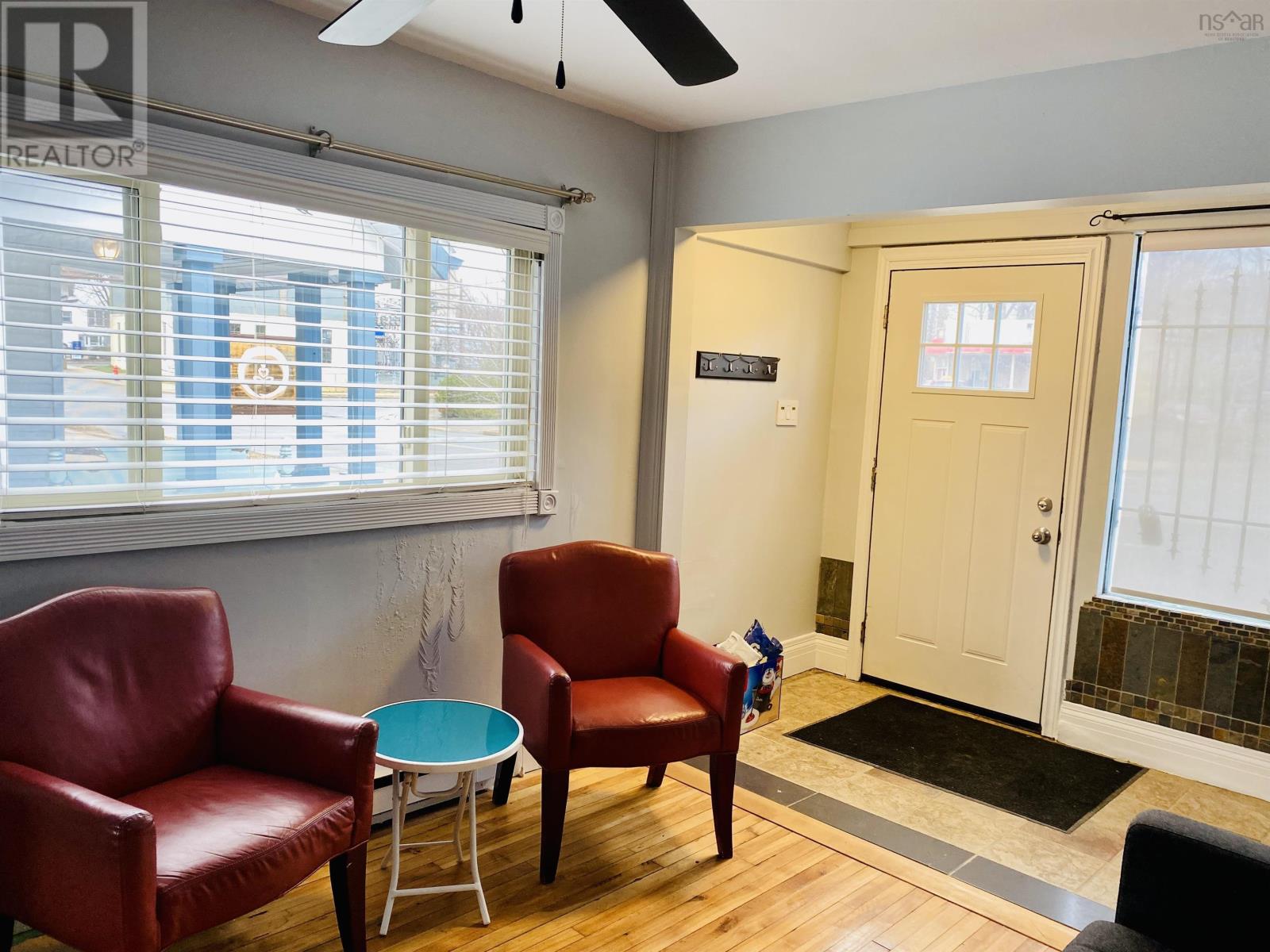 170 Ochterloney Street, Dartmouth, Nova Scotia  B2Y 1E1 - Photo 4 - 202323320