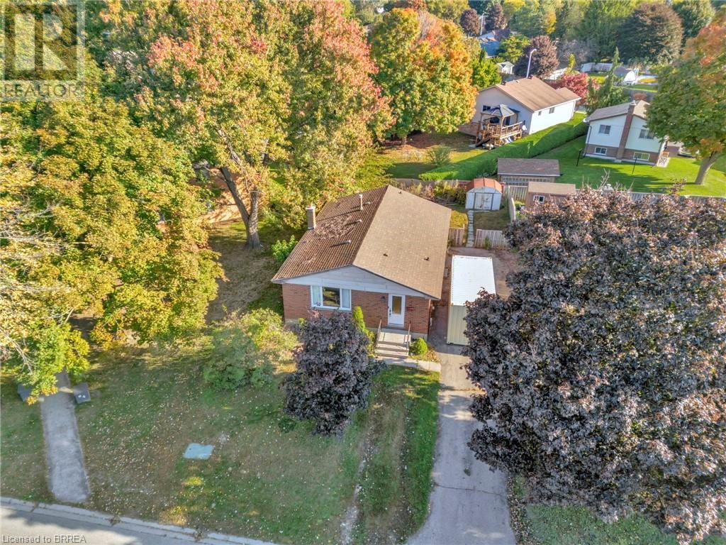 58 Devonshire Avenue, Tillsonburg, Ontario  N4G 4K9 - Photo 2 - 40660043