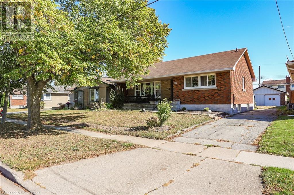 44 Golden Boulevard E, Welland, Ontario  L3B 1H4 - Photo 3 - 40661910