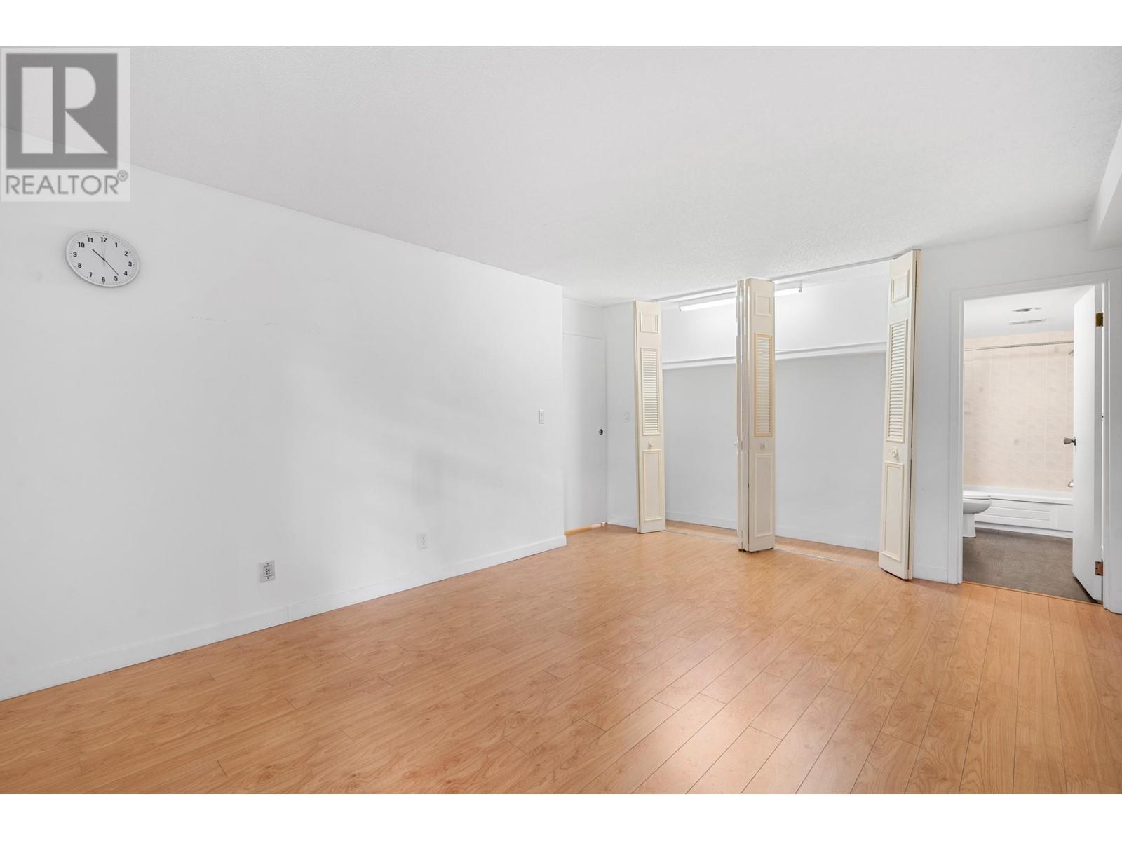 Listing Picture 13 of 28 : 203 1355 HARWOOD STREET, Vancouver / 溫哥華 - 魯藝地產 Yvonne Lu Group - MLS Medallion Club Member