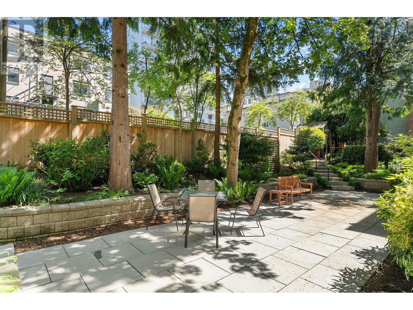 Listing Picture 22 of 28 : 203 1355 HARWOOD STREET, Vancouver / 溫哥華 - 魯藝地產 Yvonne Lu Group - MLS Medallion Club Member