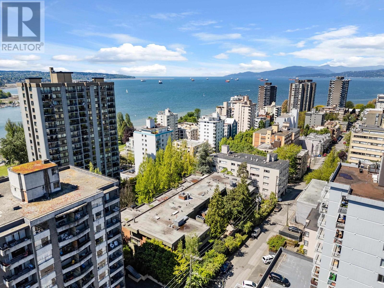 Listing Picture 26 of 28 : 203 1355 HARWOOD STREET, Vancouver / 溫哥華 - 魯藝地產 Yvonne Lu Group - MLS Medallion Club Member