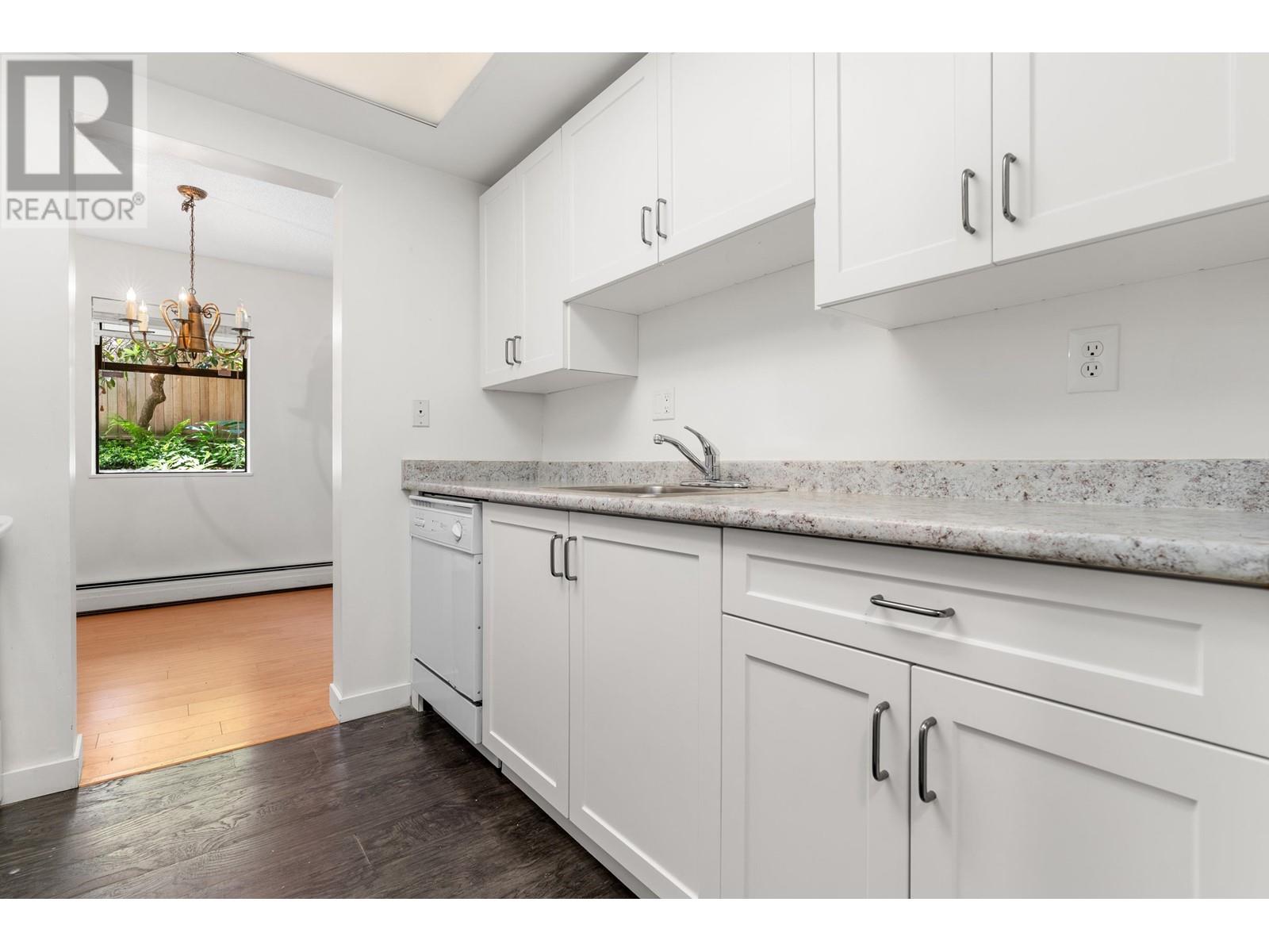 Listing Picture 9 of 28 : 203 1355 HARWOOD STREET, Vancouver / 溫哥華 - 魯藝地產 Yvonne Lu Group - MLS Medallion Club Member