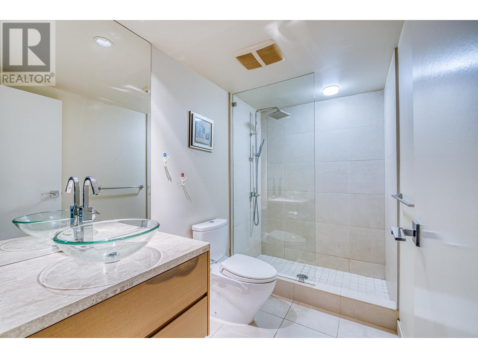 1703 8 Smithe Mews, Vancouver, British Columbia  V6B 0A5 - Photo 7 - R2934952