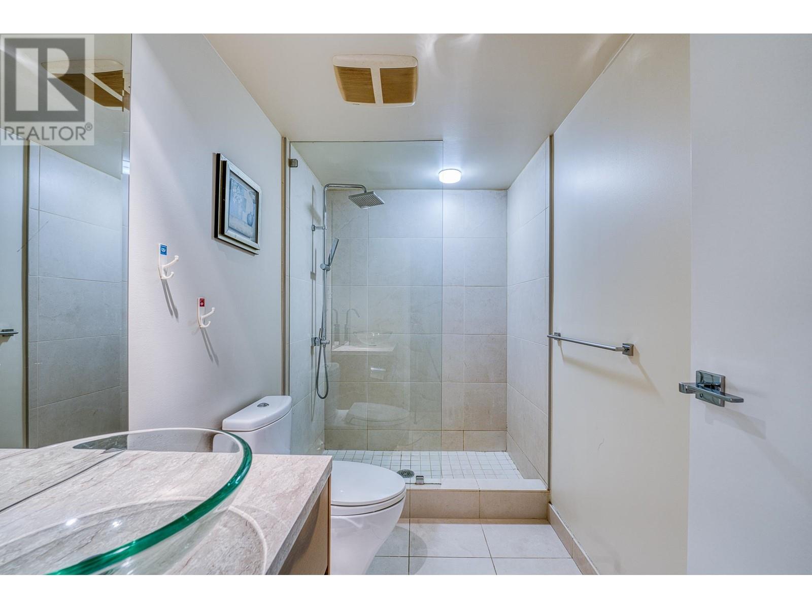 1703 8 Smithe Mews, Vancouver, British Columbia  V6B 0A5 - Photo 8 - R2934952