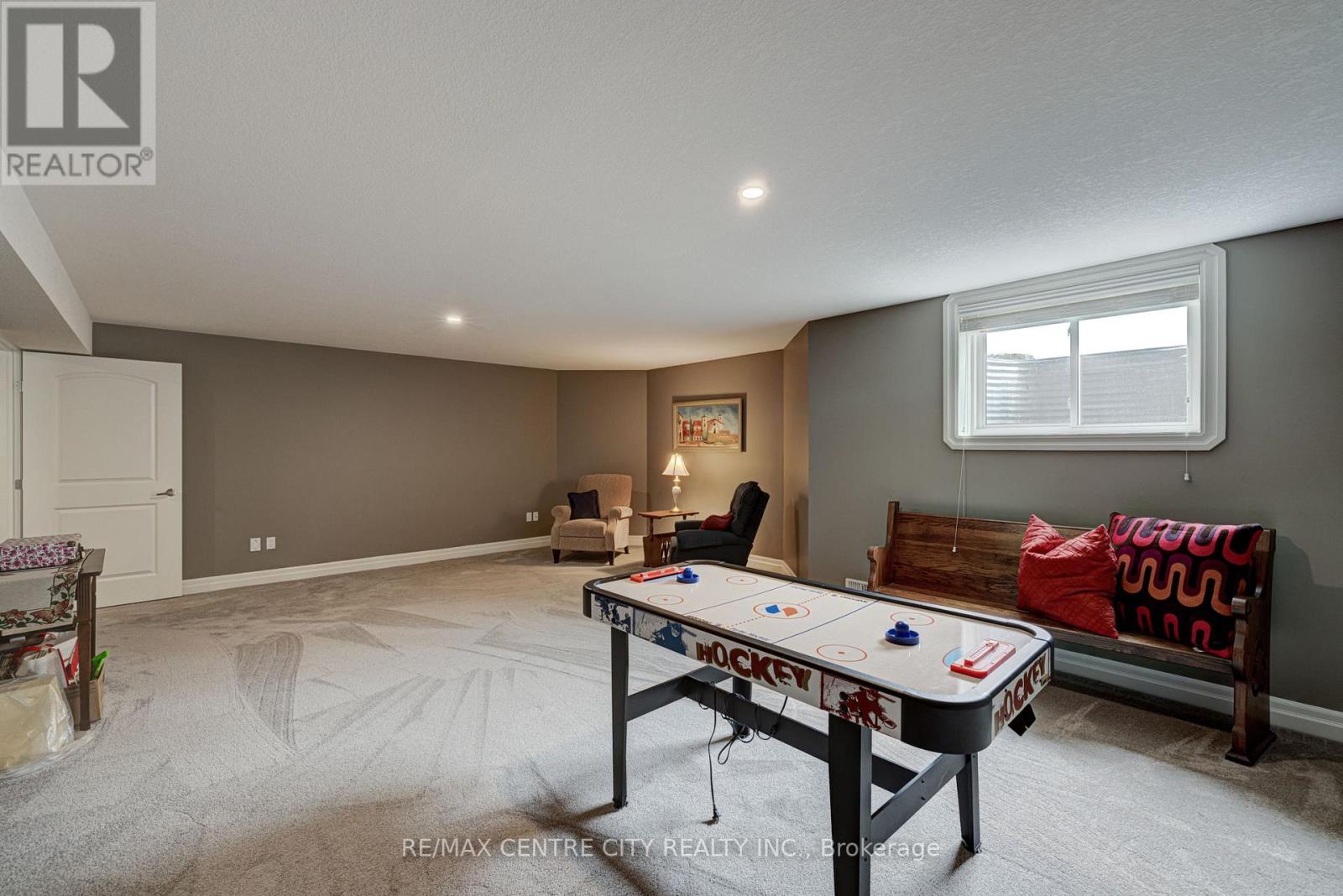 7 Drake Court, Strathroy-Caradoc, Ontario  N7G 0E1 - Photo 27 - X9396142