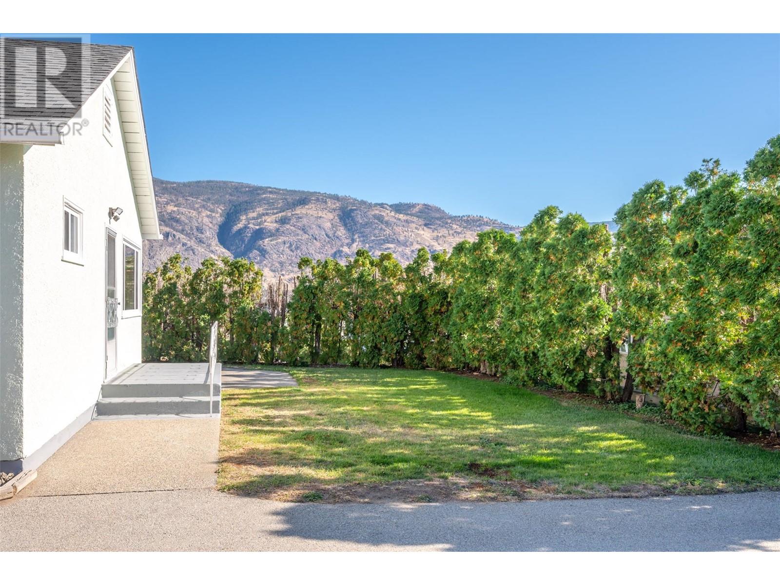 9105 74 Avenue Osoyoos