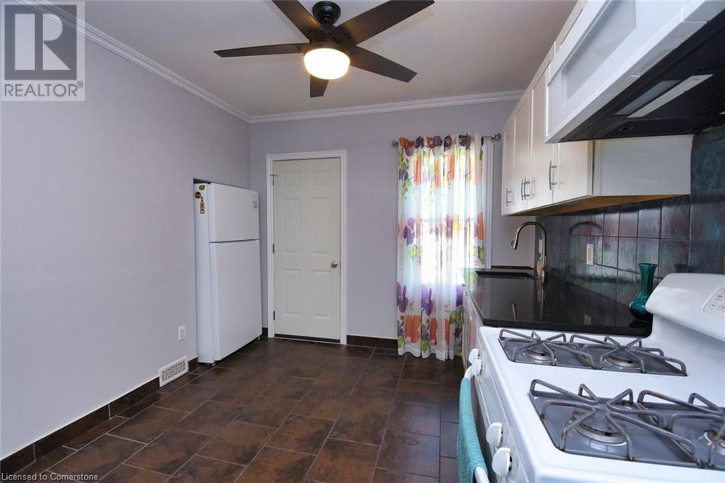 86 Graham Avenue S, Hamilton, Ontario  L8K 2M3 - Photo 18 - 40663024