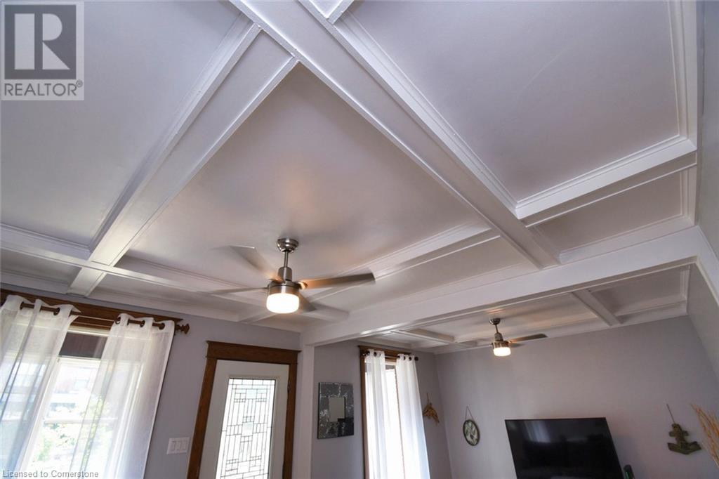 86 Graham Avenue S, Hamilton, Ontario  L8K 2M3 - Photo 6 - 40663024