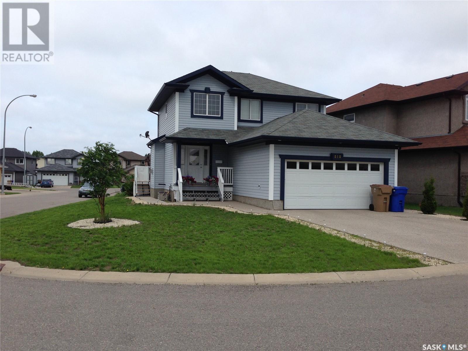818 BLUEBIRD CRESCENT, regina, Saskatchewan