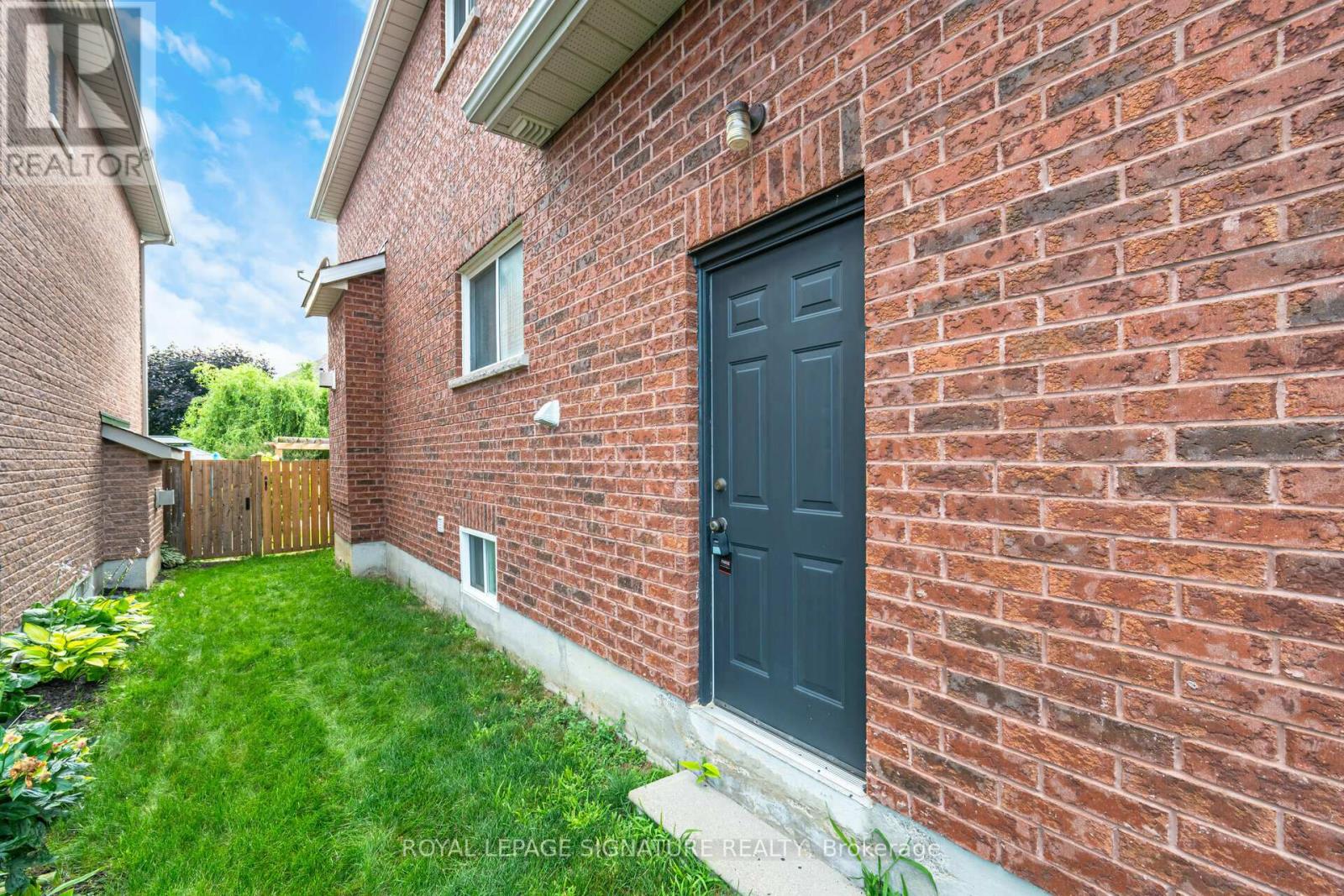 38 Sandringham Drive, Barrie (Innis-Shore), Ontario  L4N 0J9 - Photo 35 - S9396186