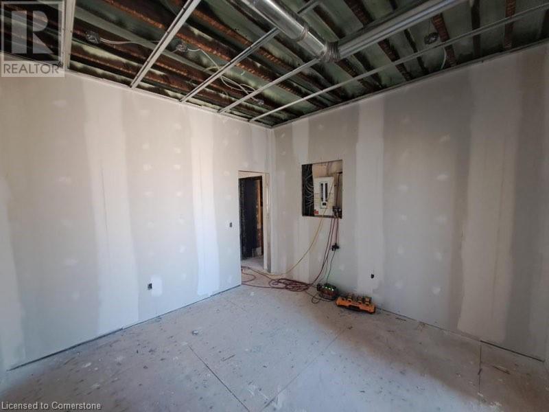 201 Jarvis Street, Fort Erie, Ontario  L2A 2S7 - Photo 5 - 40663038