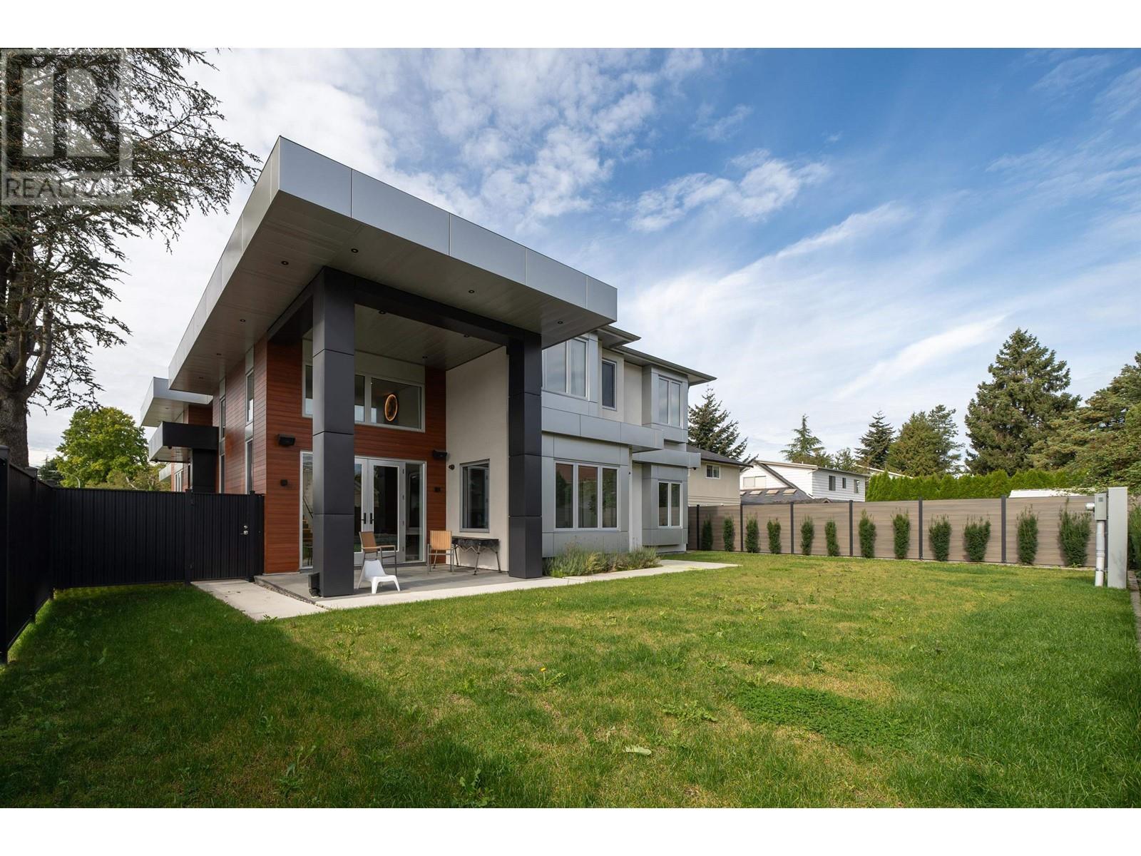 11271 Kingsgrove Avenue, Richmond, British Columbia  V7A 3B2 - Photo 2 - R2935299