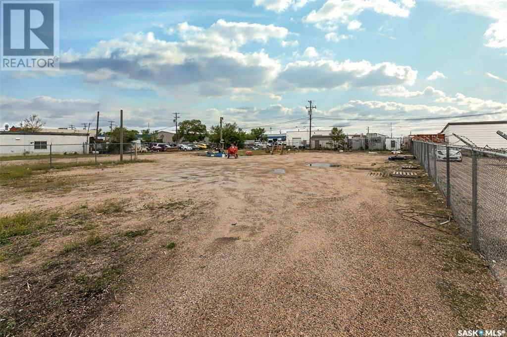 512 42nd A STREET E, Saskatoon, Saskatchewan