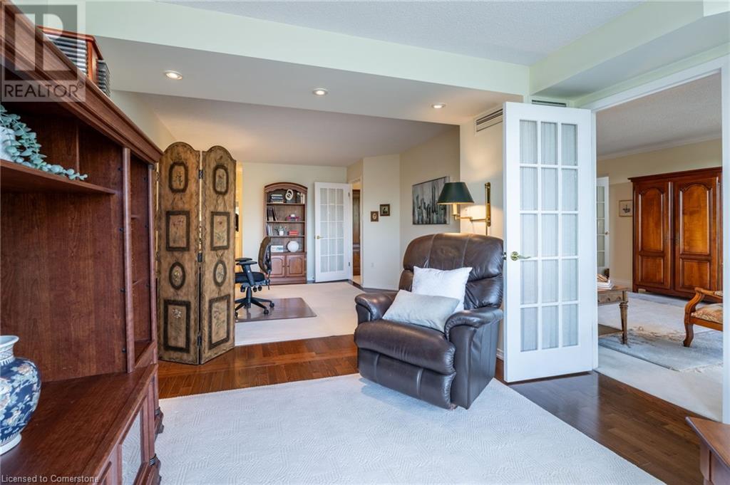 1201 North Shore Boulevard Unit# 406, Burlington, Ontario  L7S 1Z5 - Photo 12 - 40663162