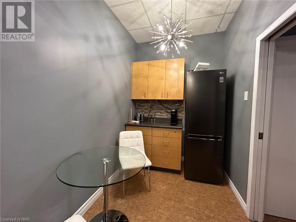 4681 Ontario Avenue, Niagara Falls (Downtown), Ontario  L2E 3R1 - Photo 12 - X9415318