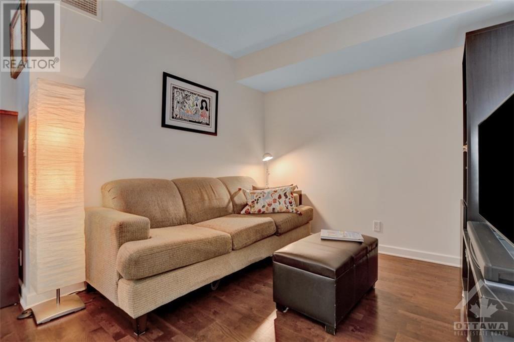 138 Somerset Street W Unit#906, Ottawa, Ontario  K2P 0A3 - Photo 3 - 1416403