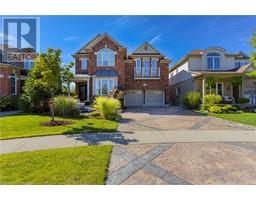 261 MONTREAL Circle, Stoney Creek, Ontario