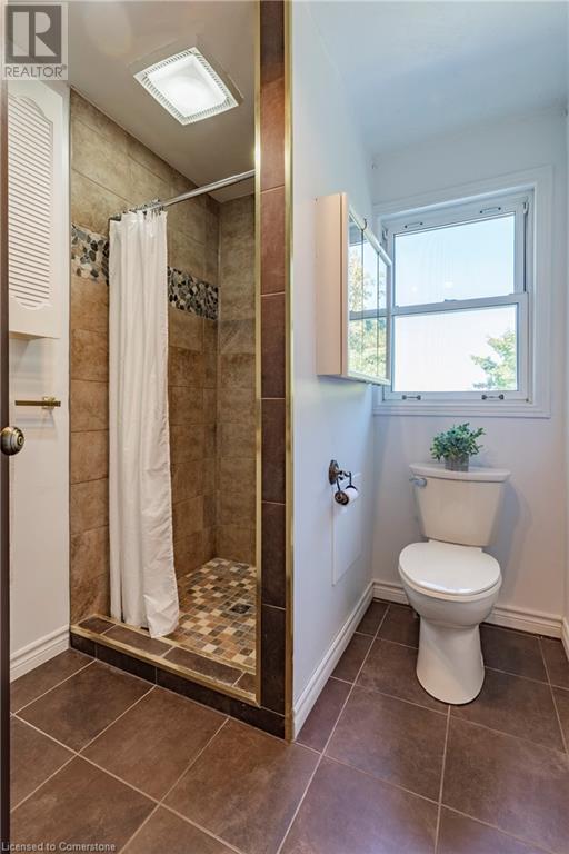 25 Ridge Road E, Grimsby, Ontario  L3M 4E7 - Photo 21 - 40662749