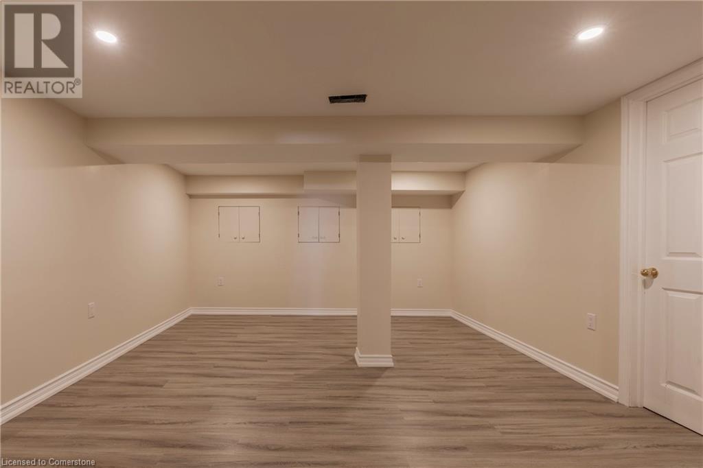 25 Ridge Road E, Grimsby, Ontario  L3M 4E7 - Photo 36 - 40662749