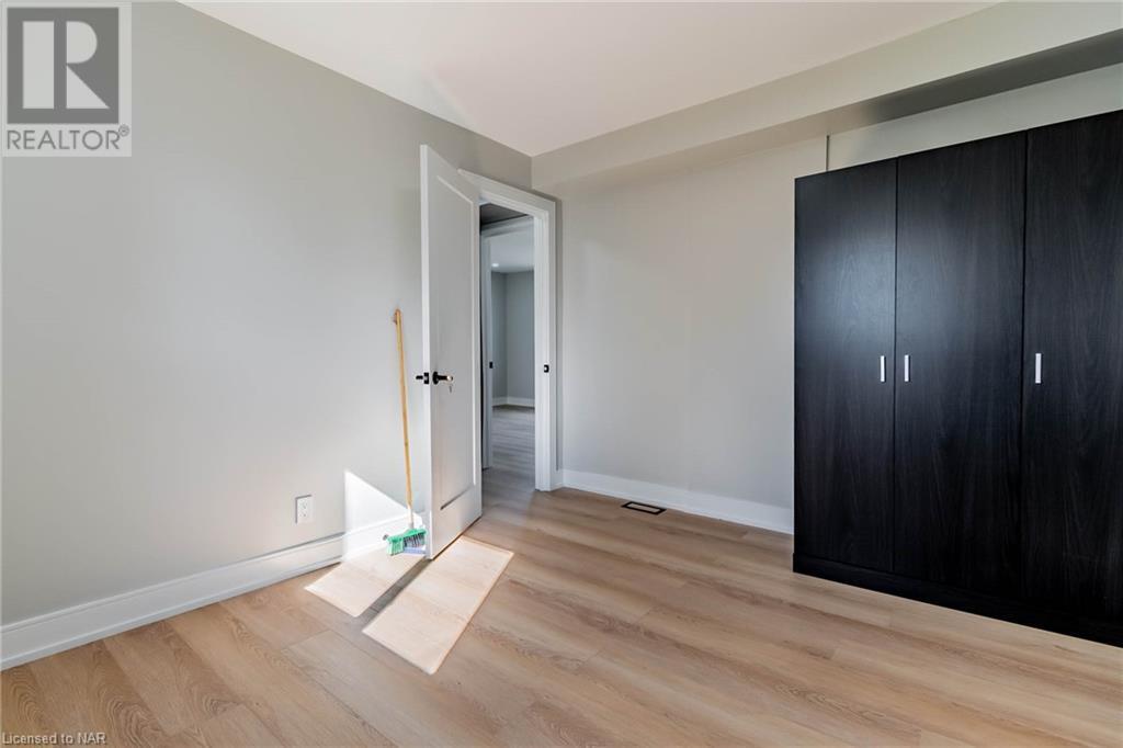 321 Dieppe Street, Welland, Ontario  L3B 4V1 - Photo 17 - 40658796