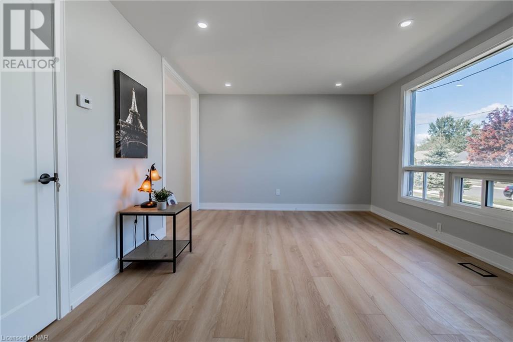 321 Dieppe Street, Welland, Ontario  L3B 4V1 - Photo 9 - 40658796