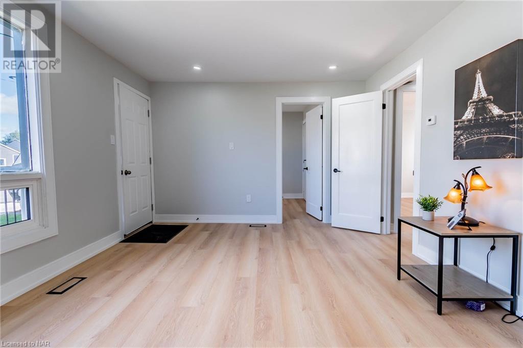 321 Dieppe Street, Welland, Ontario  L3B 4V1 - Photo 7 - 40658796