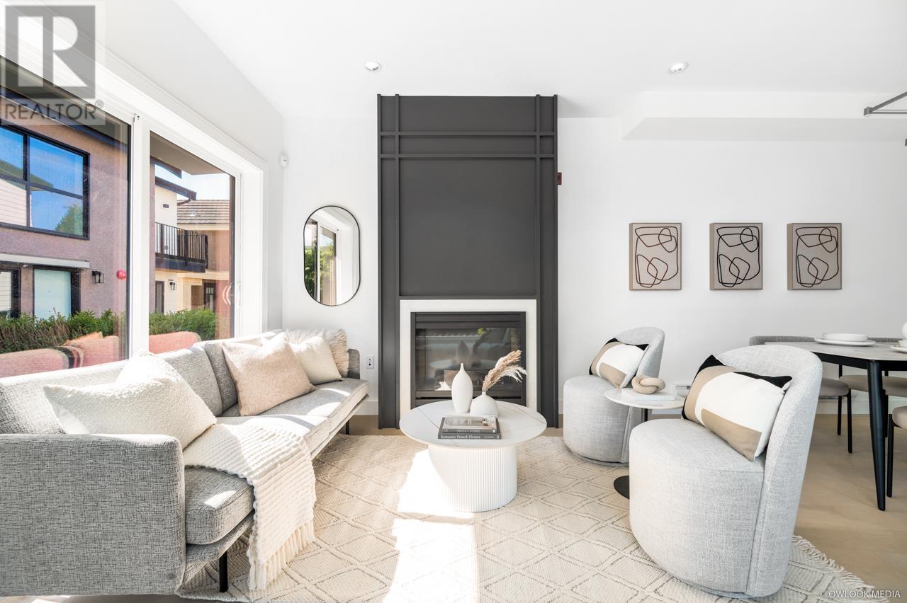 Listing Picture 2 of 22 : 1007 W 58TH AVENUE, Vancouver / 溫哥華 - 魯藝地產 Yvonne Lu Group - MLS Medallion Club Member