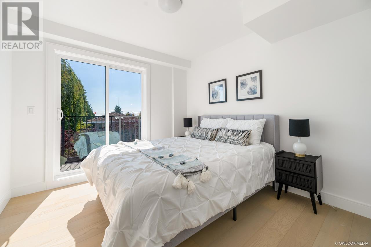 Listing Picture 11 of 18 : 7357 OAK STREET, Vancouver / 溫哥華 - 魯藝地產 Yvonne Lu Group - MLS Medallion Club Member