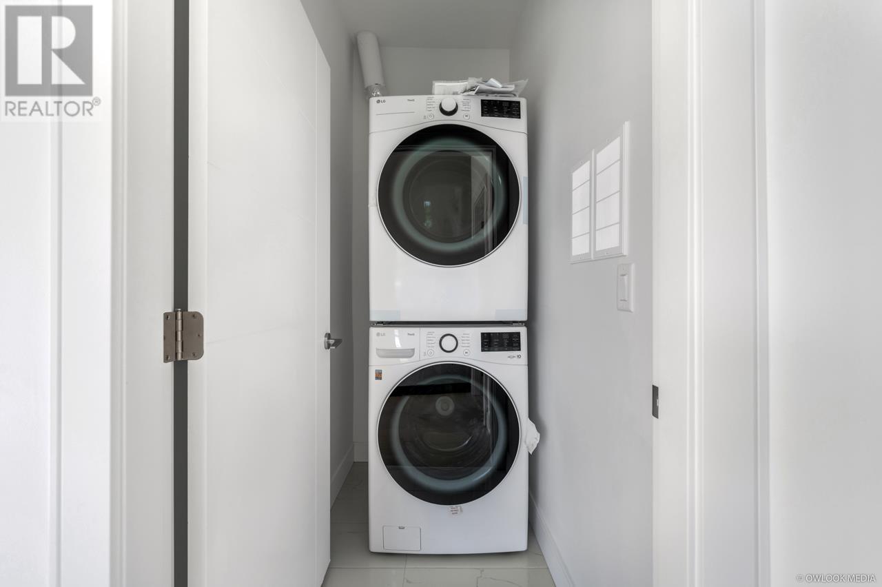 Listing Picture 19 of 22 : 7355 OAK STREET, Vancouver / 溫哥華 - 魯藝地產 Yvonne Lu Group - MLS Medallion Club Member