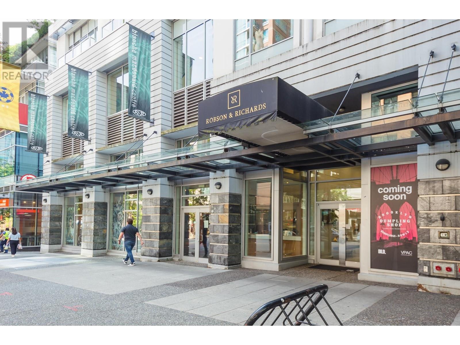 Listing Picture 19 of 21 : 904 480 ROBSON STREET, Vancouver / 溫哥華 - 魯藝地產 Yvonne Lu Group - MLS Medallion Club Member