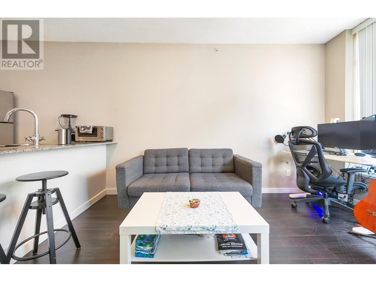 Listing Picture 8 of 21 : 904 480 ROBSON STREET, Vancouver / 溫哥華 - 魯藝地產 Yvonne Lu Group - MLS Medallion Club Member