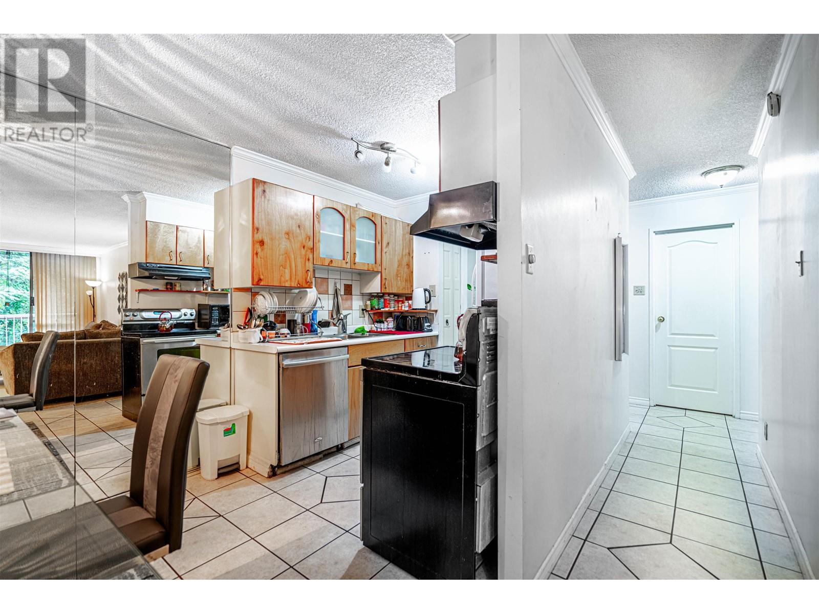 302 2016 Fullerton Avenue, North Vancouver, British Columbia  V7P 3E6 - Photo 15 - R2935595