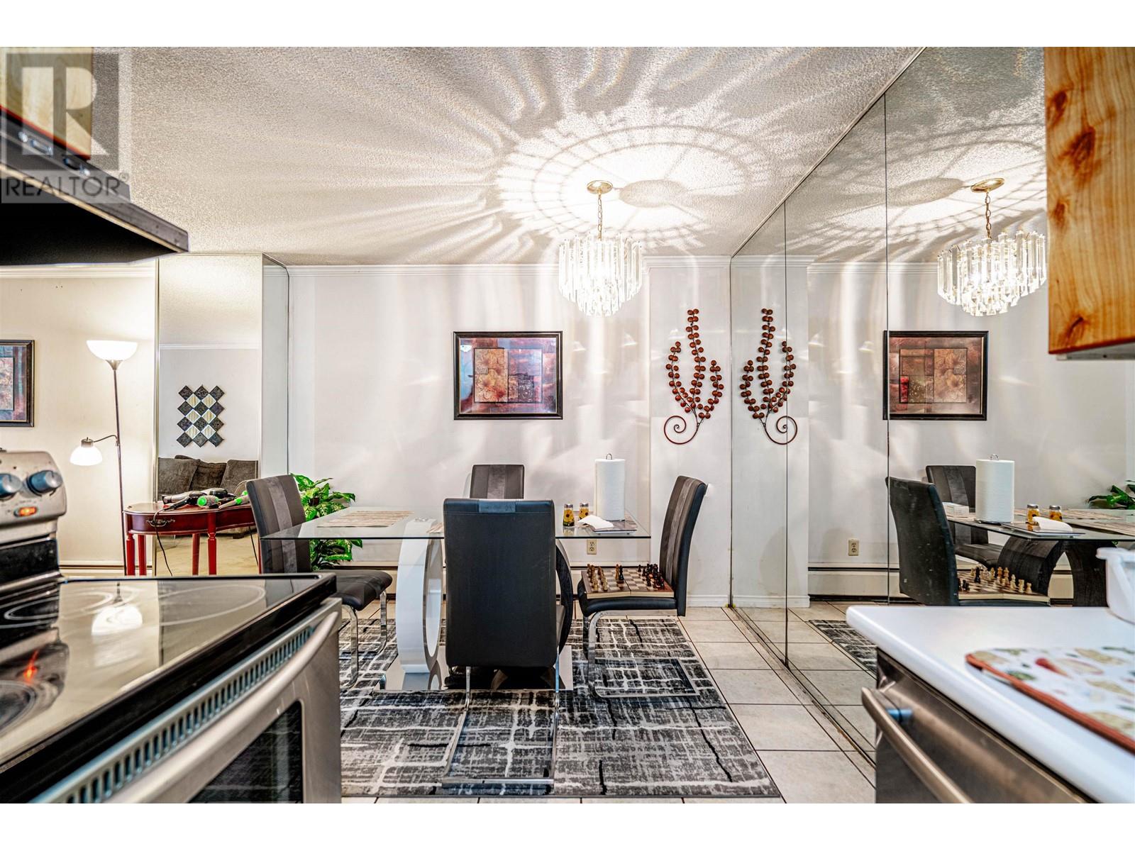302 2016 Fullerton Avenue, North Vancouver, British Columbia  V7P 3E6 - Photo 20 - R2935595