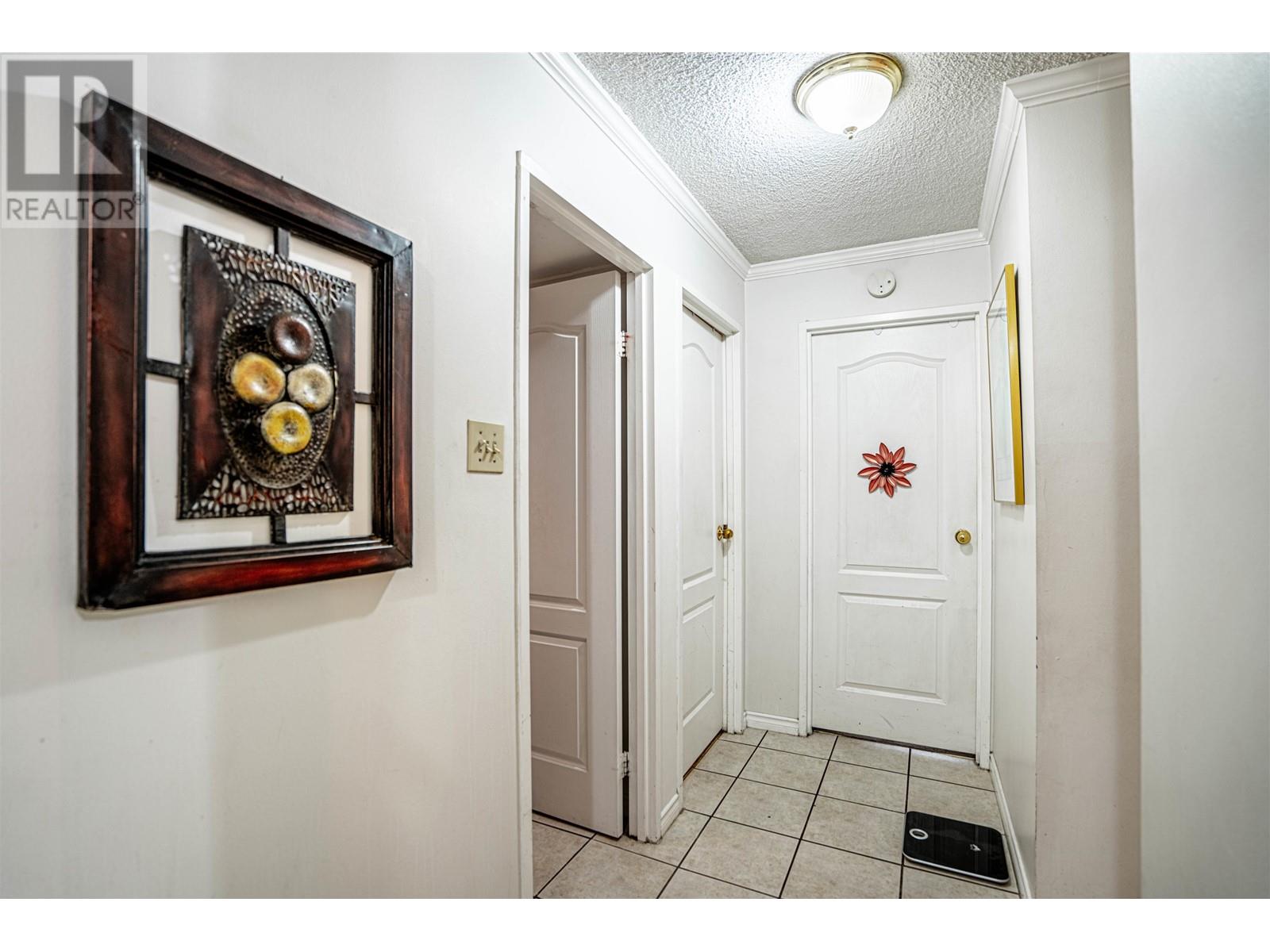 302 2016 Fullerton Avenue, North Vancouver, British Columbia  V7P 3E6 - Photo 7 - R2935595