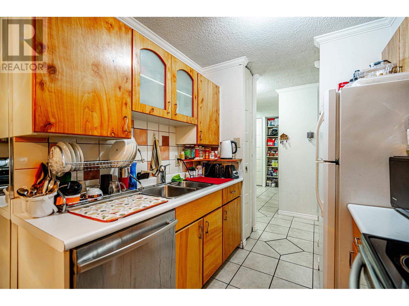 302 2016 Fullerton Avenue, North Vancouver, British Columbia  V7P 3E6 - Photo 9 - R2935595