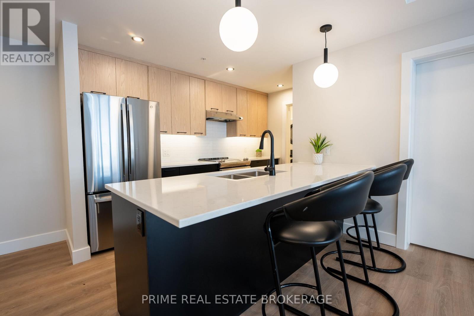 401 - 15 James Street E, South Huron, Ontario  N0M 1S1 - Photo 8 - X9396494