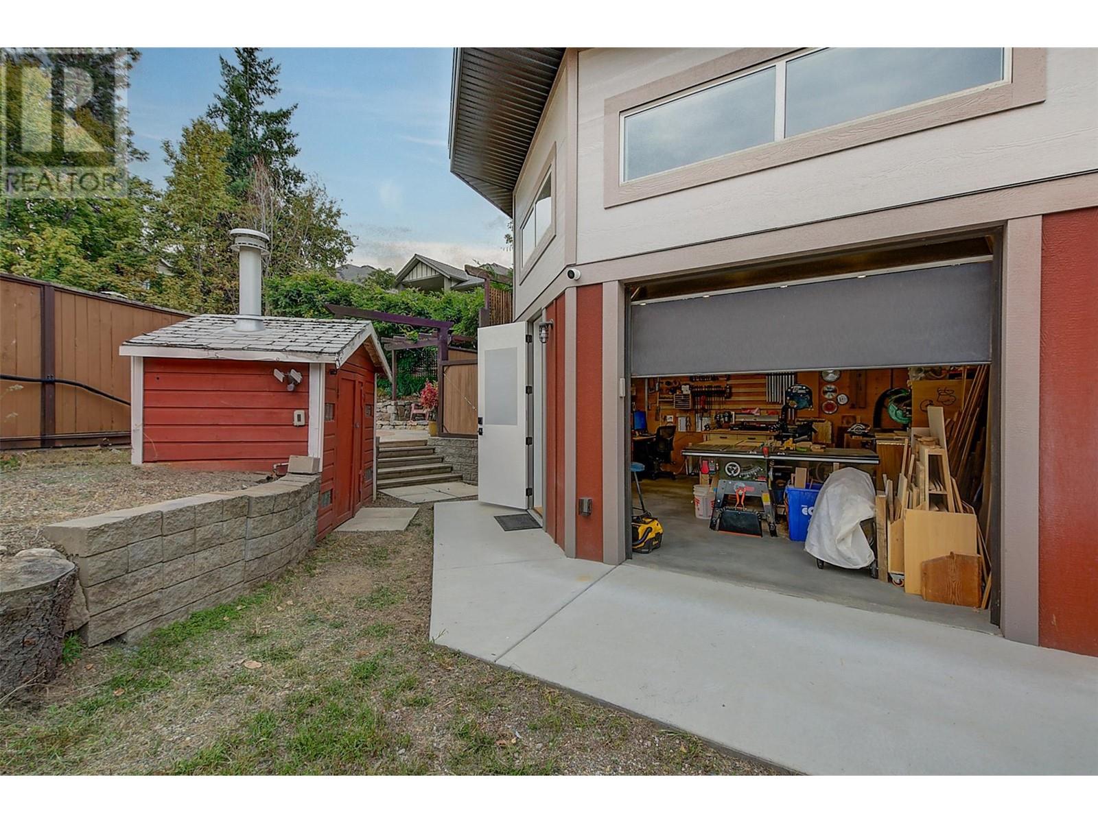 677 Drummond Court, Kelowna, British Columbia  V1W 4N8 - Photo 45 - 10326163